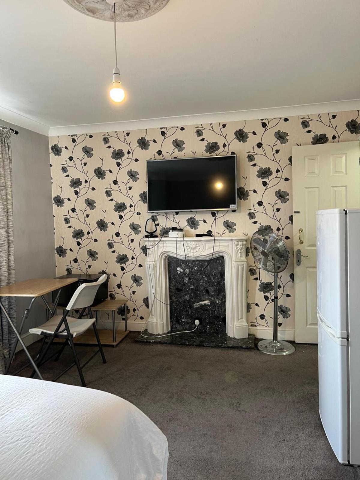 Oxborne Rooms Uk - 22 Seaton ลอนดอน ภายนอก รูปภาพ
